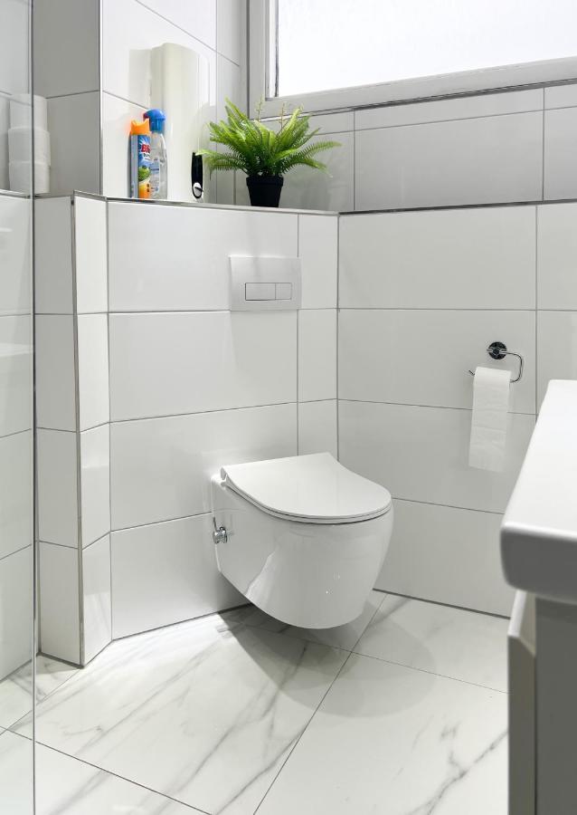 Modernes Apartment Mit Stil In City Lage Karlsruhe Buitenkant foto