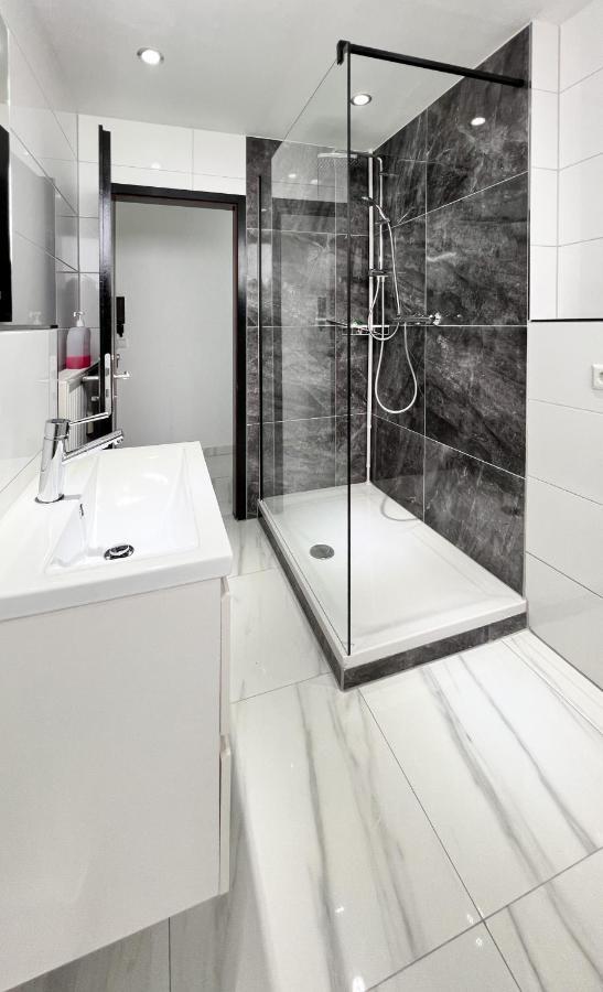 Modernes Apartment Mit Stil In City Lage Karlsruhe Buitenkant foto